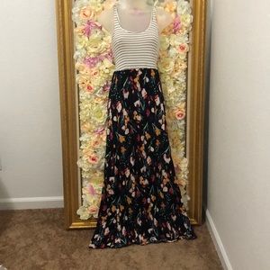 Straps maxi dress